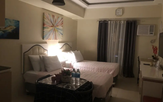 I.T Park Cebu Twin Bed Deluxe Free Fast Wifi & Pool