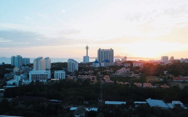 Supalai Mare Pattaya Condo Sea View by Dome