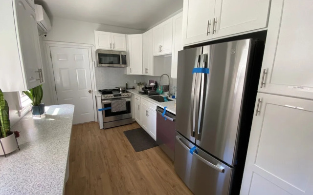 Ginkgo House on Harvard