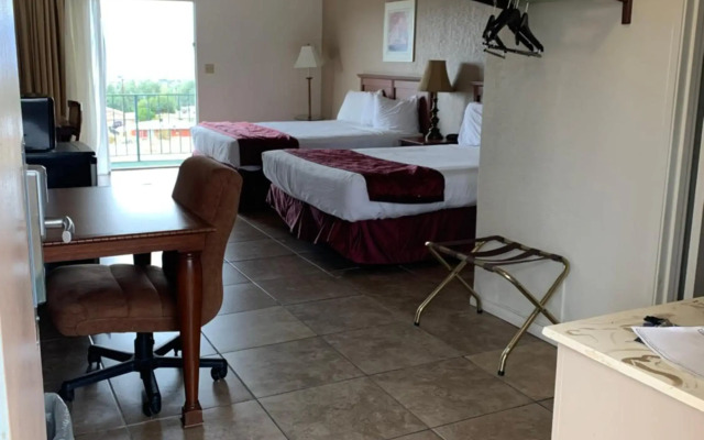 Desert Hot Springs Spa Hotel