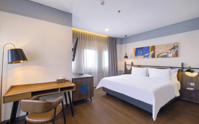 ARTOTEL Hub Simpang Temu