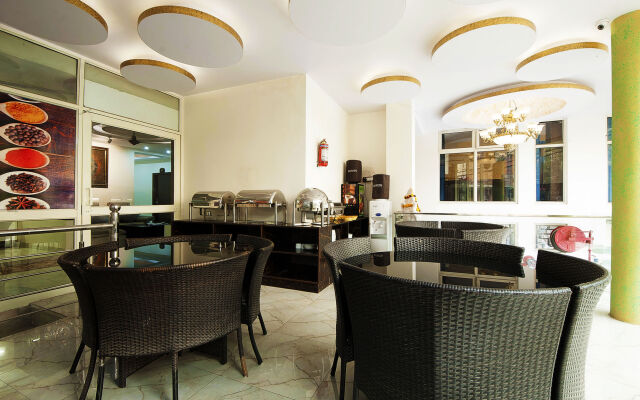 Airport Inn