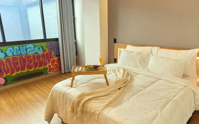 Charming Aparta-suite Stadio Rosa Negra Retreat