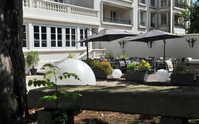 Mercure Paris Saint Cloud Hippodrome