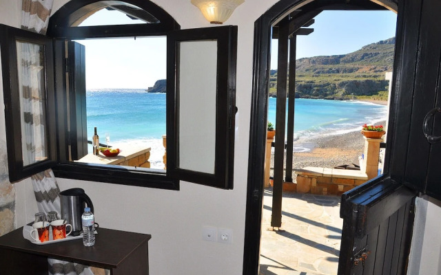 Coral Rooms