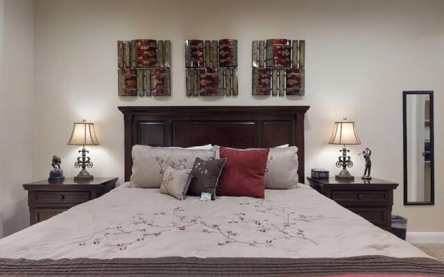 Southern Delight 3 Bedroom Apts by RedAwning