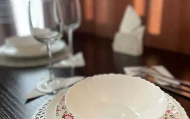 Gold Apart on Molodogvardeytsev Street 74