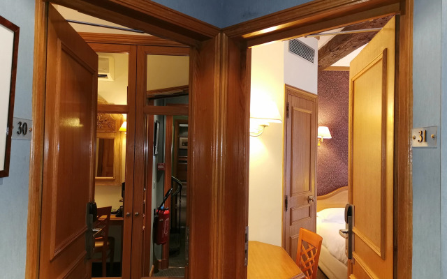 Hôtel de Fleurie - Saint-Germain-des-Prés