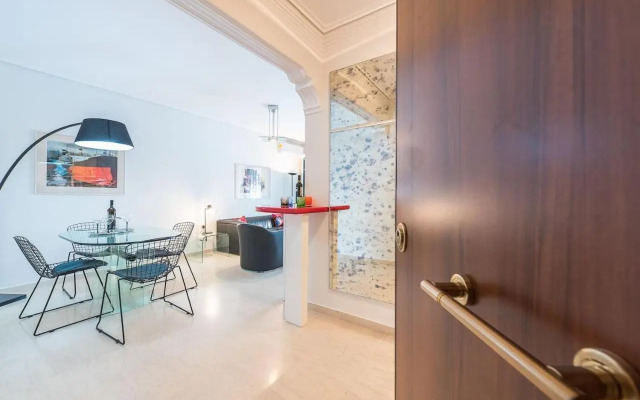 Seaside Central Apartment