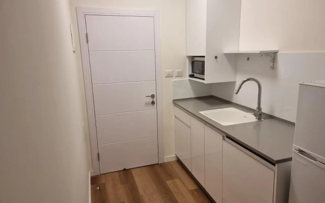 jaffa 17 shani studio suite