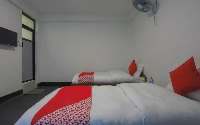 Oyo 733 Hotel Roto