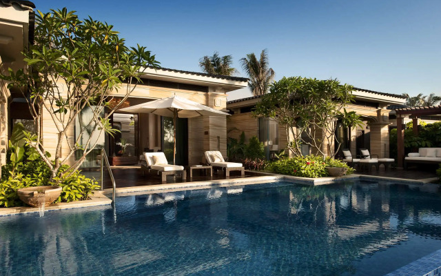 Wanda Reign Resort & Villa Haitang Bay