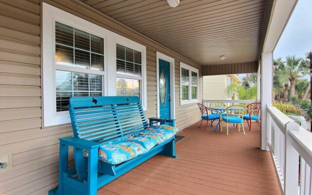 Tropical Touchdown - 4 Br Home