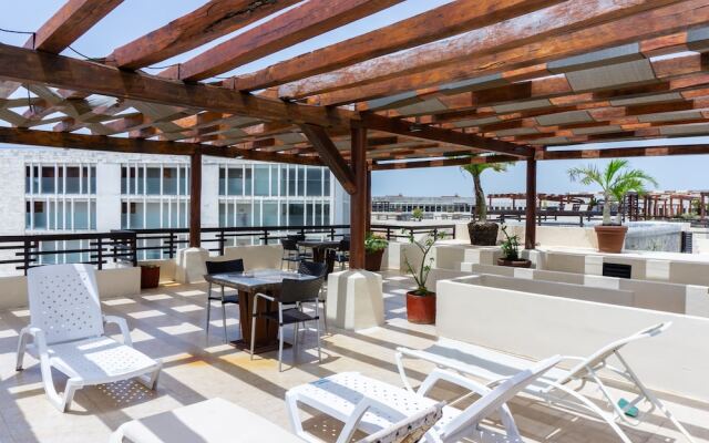 Aldea Thai 305 2 Bedroom Condo by RedAwning