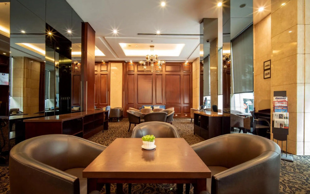 Nhat Ha L'Opera Hotel