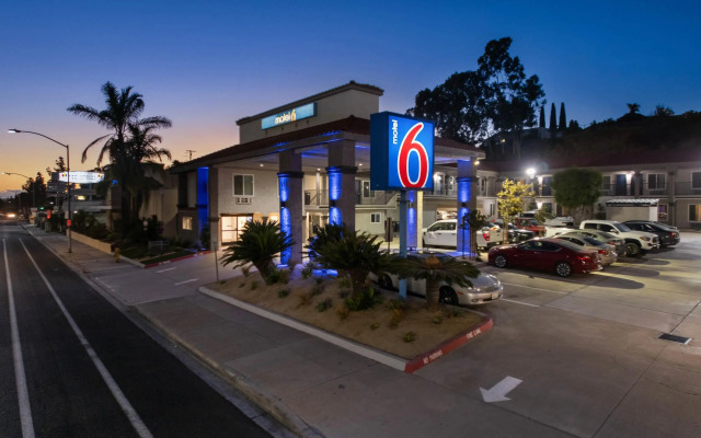 Motel 6 La Mesa, CA