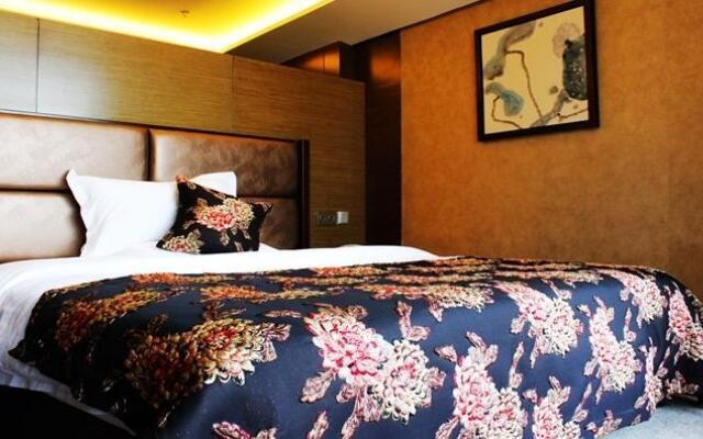 Kunming Sheng Shi Qian He Hotel