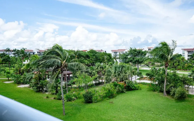 Mareazul 2 Bedroom Condo
