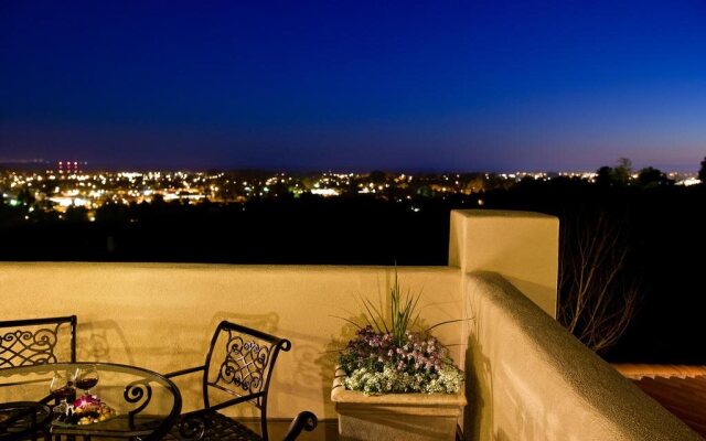 Chaminade Resort & Spa