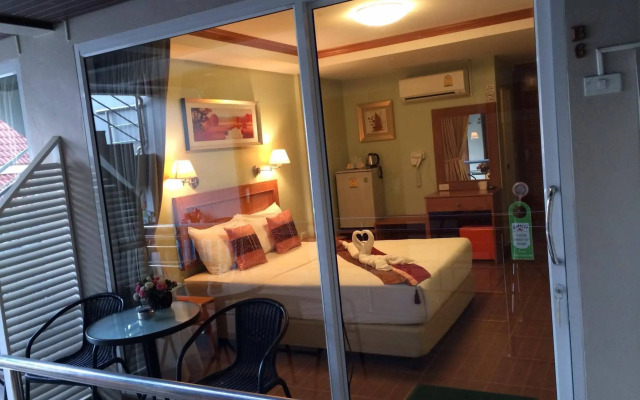 Chilli Hotel & Restaurant