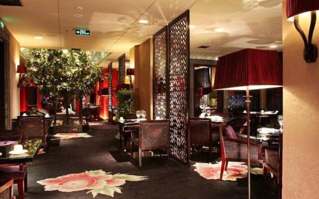 Danfeng Boutique