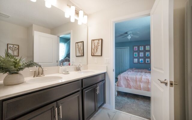 8 Bdrm Champions Gate Villa