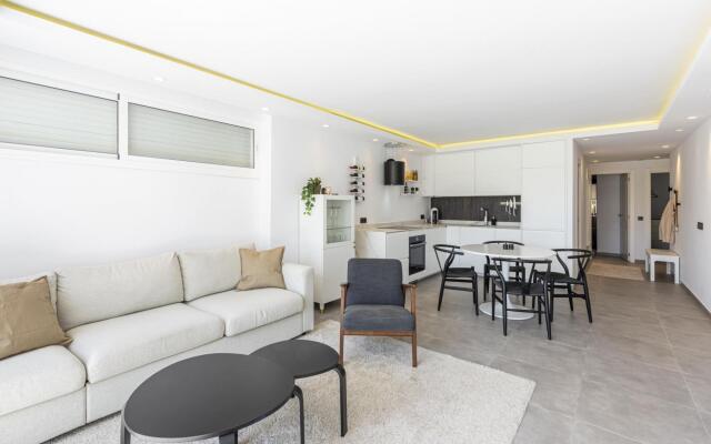 Azahara1 Beautiful apartment frontline golf