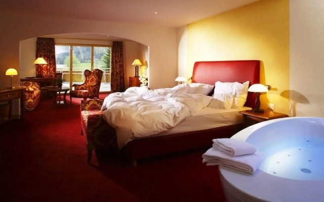 Waldhotel Doldenhorn