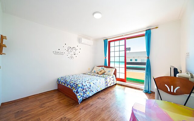 Taean Autumn Sea Pension