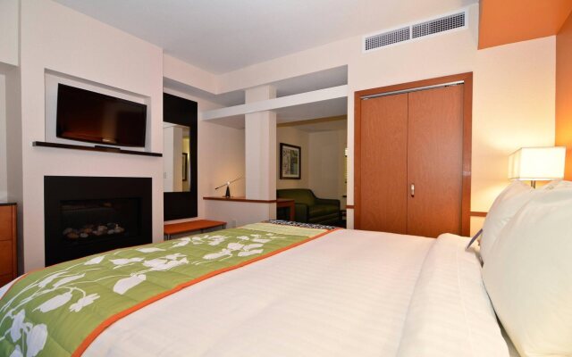 Fairfield Inn & Suites Santa Cruz - Capitola