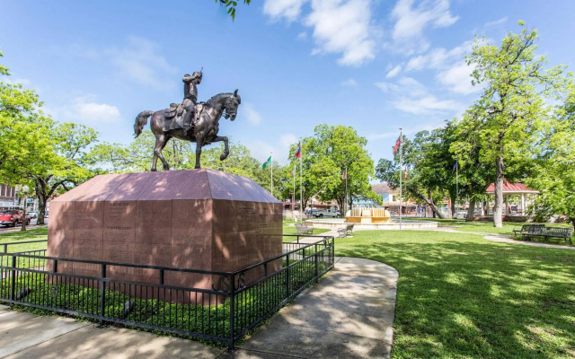 Park Plaza Hotel Seguin