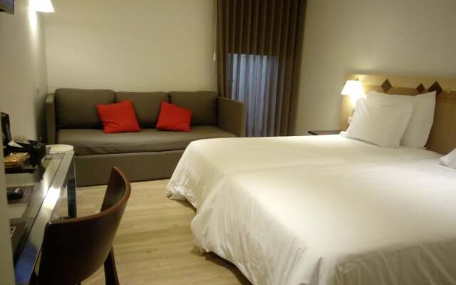 Aveiro Center Hotel