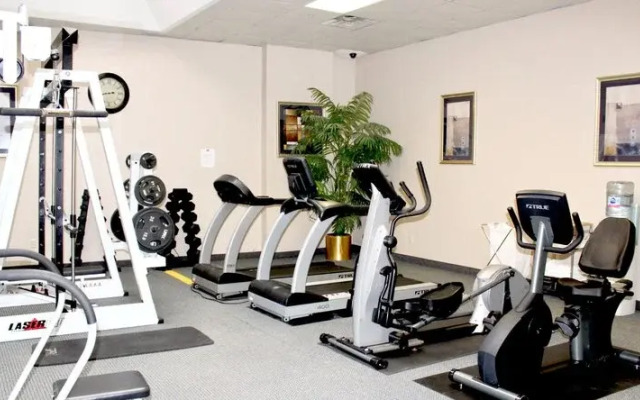 Wingate By Wyndham At Laguardia Airport