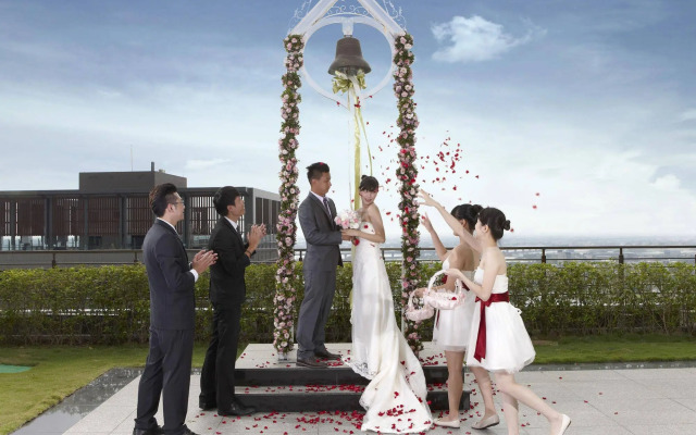 Evergreen Resort Hotel (Jiaosi)
