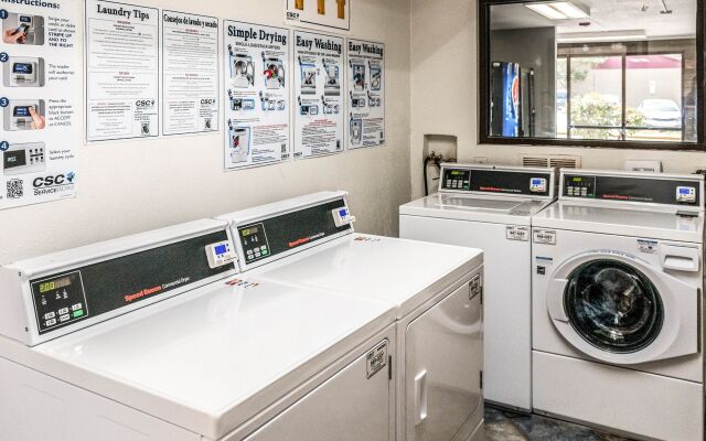 Rodeway Inn Winston Salem Route 52