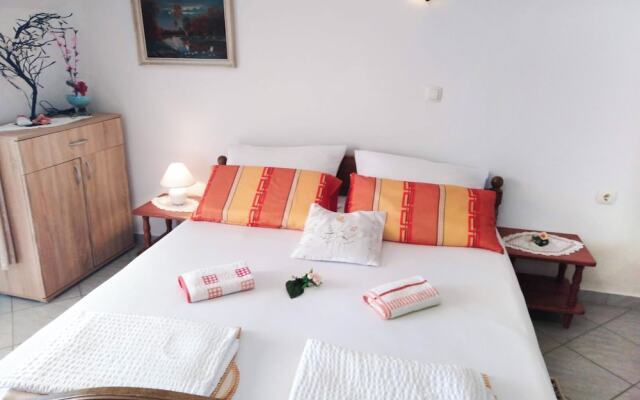 Beach House Apartments Vodice
