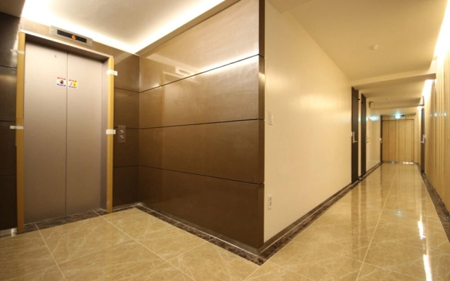 Busan Goejeong Guwol