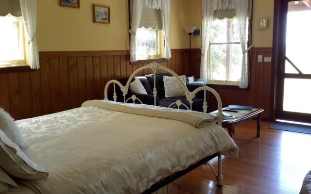 Tingara View Cottages