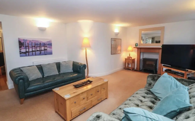Huntingstile Lodge