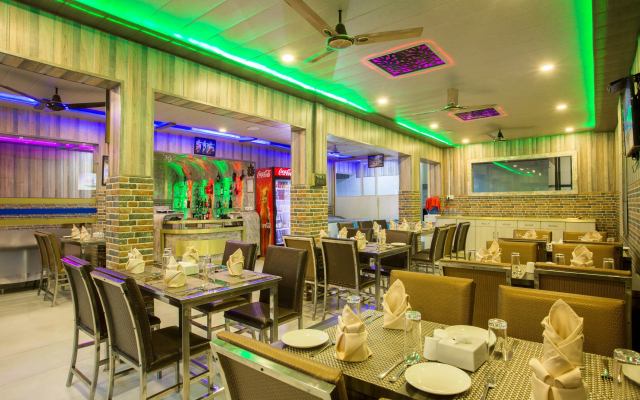 Siddhartha Hotel New Anand