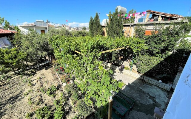 Charming 3-bed Apartment in Vlore