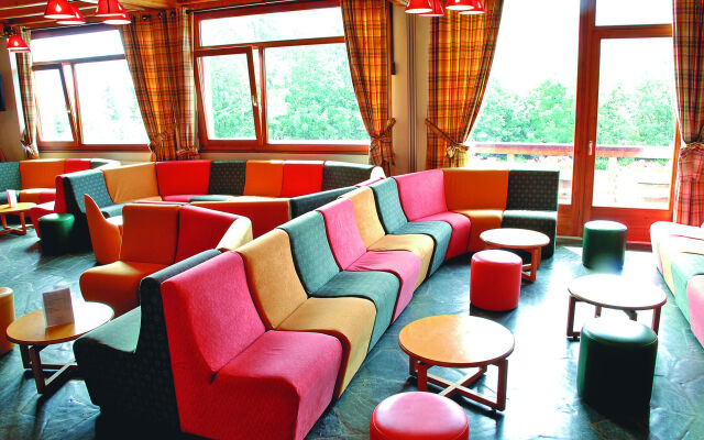 Hôtel Vacances Bleues Les Chalets du Prariand