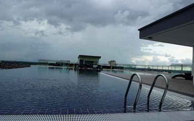 Regatta Suites Kuching