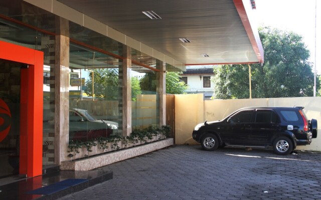 Airy Panakkukang Pettarani Tiga 17 Makassar