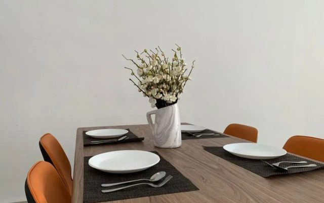 Austin 18 IKEA - AEON