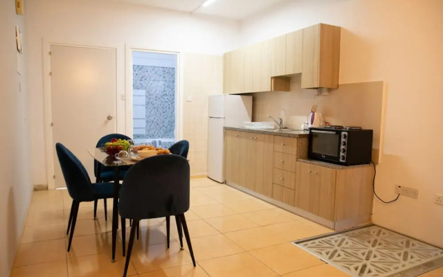 Valentina Coastal Suites in Central Paphos 3