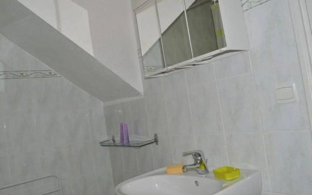 Appartement Argelès-sur-Mer, 1 pièce, 2 personnes - FR-1-225-617