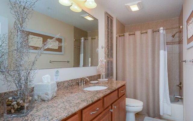 MB501 Malibu by RedAwning