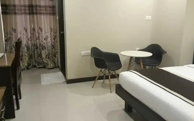 Green Valley Suites