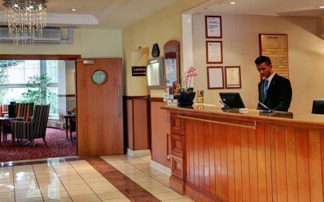 Best Western Welwyn Garden City Homestead Court Hotel